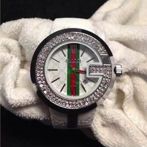 Meet your Posher, Lamont